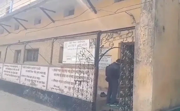 ezgif 209ba8a2137b1239