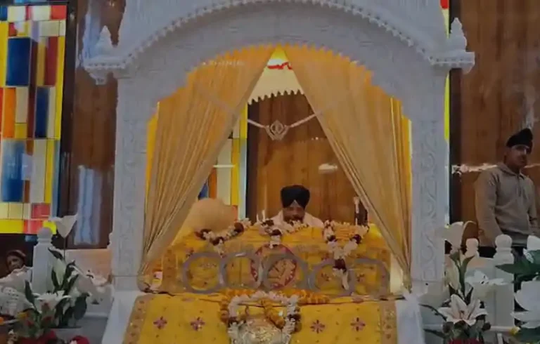 আসানসোলে গুরু নানক গুরুদ্বারার নতুন ভবনের উদ্বোধন, শুরু হল নির্বাচন প্রক্রিয়া 1 ezgif 485d3e99ba100f94