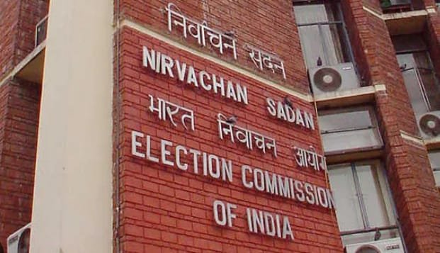 সময়সীমার মধ্যেই রিপোর্ট জমা, তবু প্রশ্নের মুখে রাজ্য প্রশাসন! 1 fdac9f08 6da5 480b bc10 e32c882ec73a