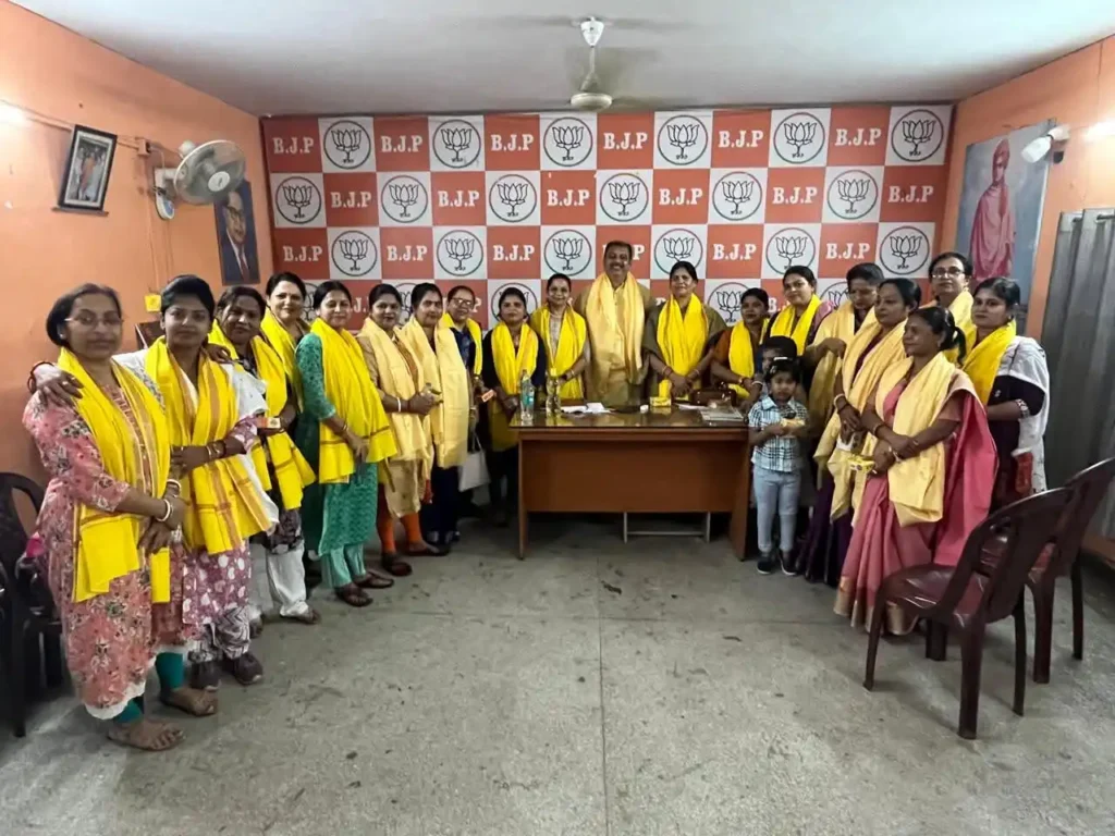 ezgif 219c1d669cb0eb24