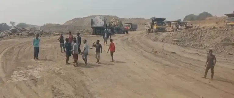 ezgif 60799ec10415a030