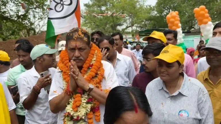 ezgif 546b5209d4f62215