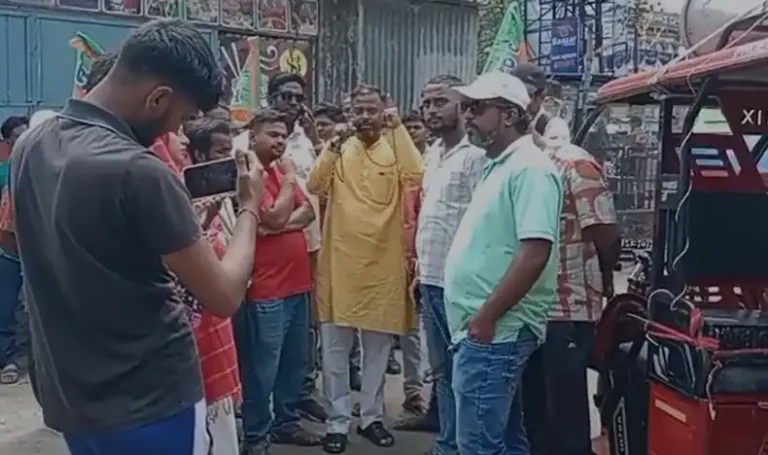 ezgif 7c3487633bde49f8