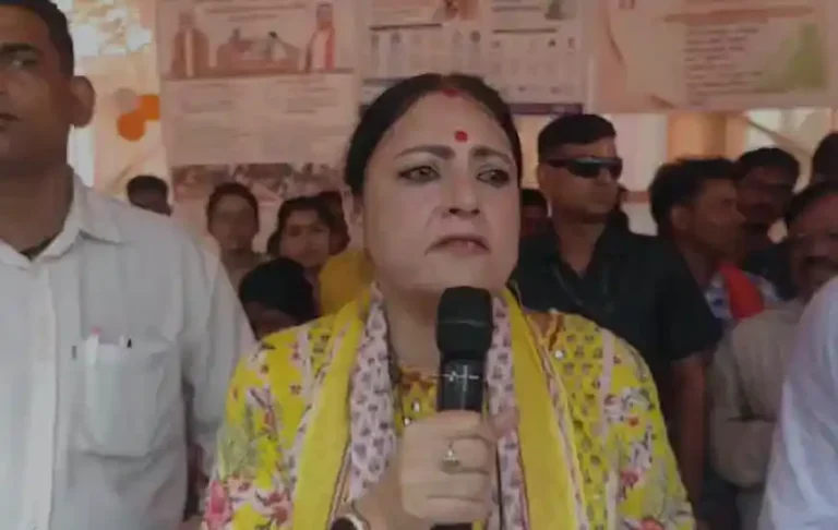 आसनसोल में जन कल्याण शिविर बना जनता के लिए राहत का केंद्र, अग्निमित्रा पाल का बड़ा बयान 1 ezgif 52930871723d02d2