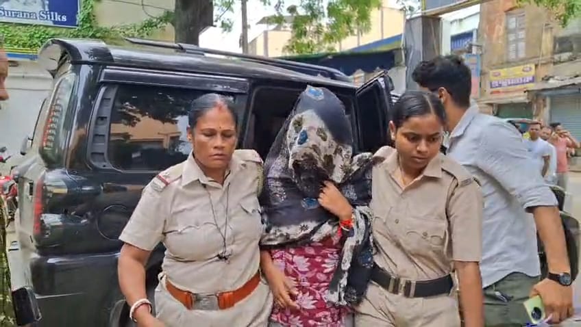 पूर्व बर्धमान ISI लिंक मामला: अर्पिता सरकार की गिरफ्तारी से मचा हड़कंप!